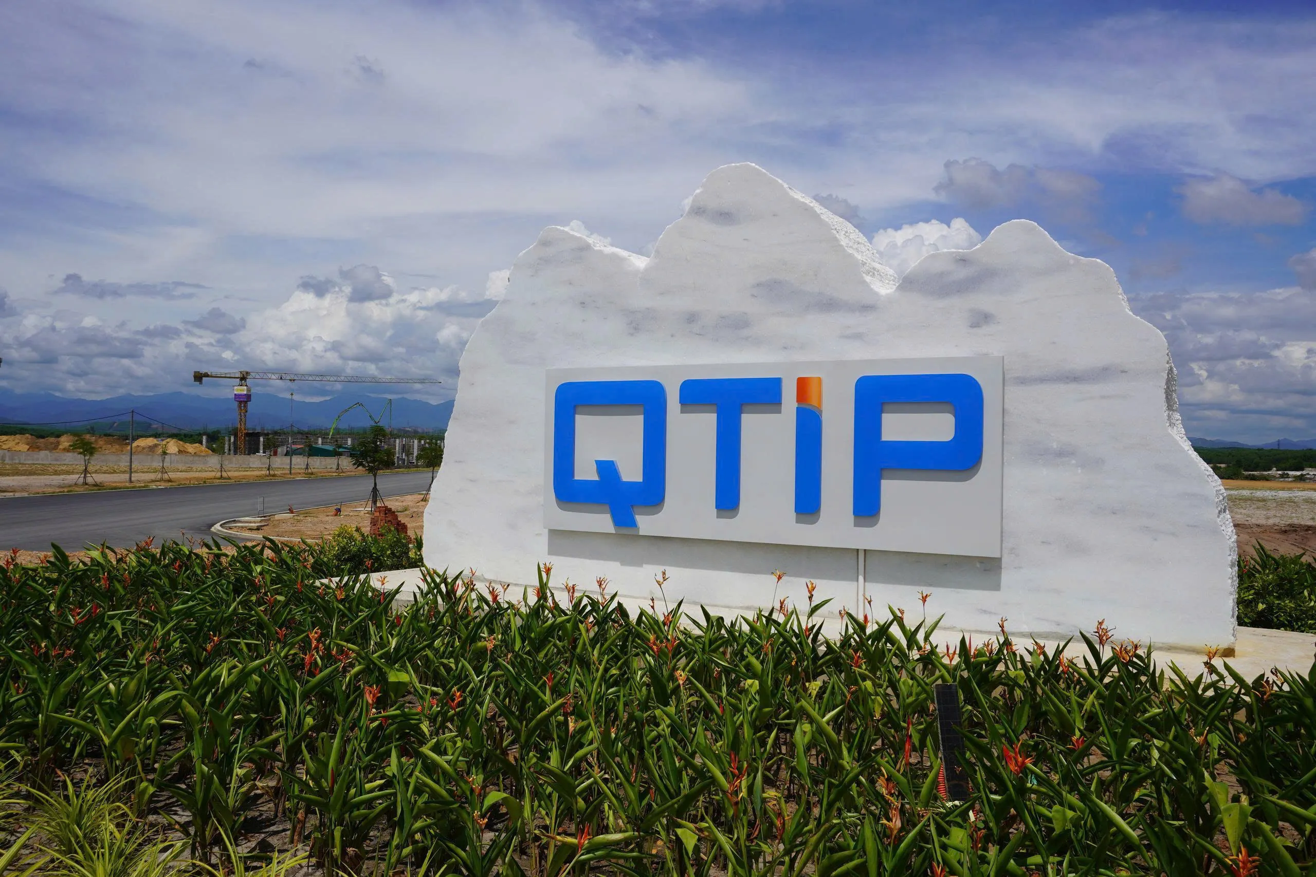 Khu công nghiệp Quốc tế Quảng Trị (QTIP)